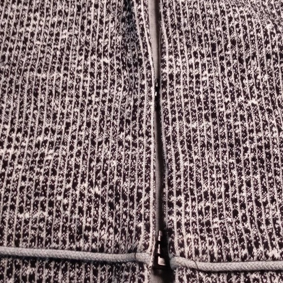 CAbi The Times Jacket Women's Size Medium - Picture 4 of 8